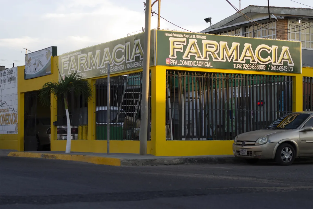 Farmacia Falcomédica Plus, C.A.